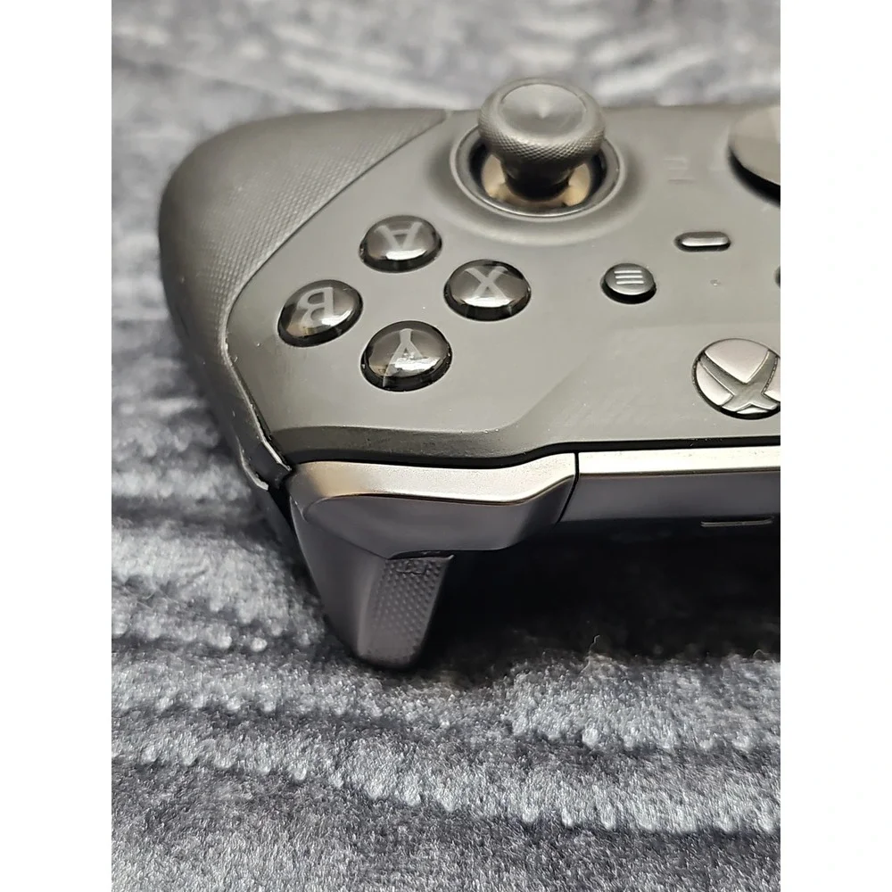 Xbox One Elite Series 2 Wireless Controller - Black (Controller & Accessory Kit)